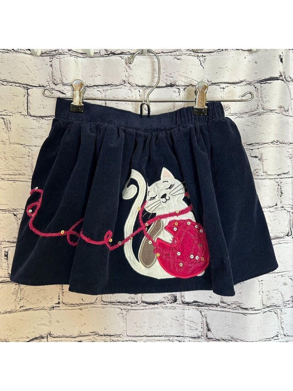 T J Maxx Girls Corduroy Kitten skirt Size 5-6
